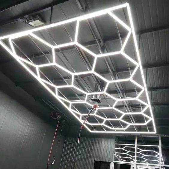 Hexagon LED Spider Lys – Salongbelysning